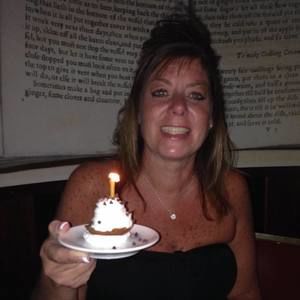 Meet your Posher, Denise